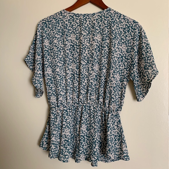 Float Floral Top - Picture 2 of 3